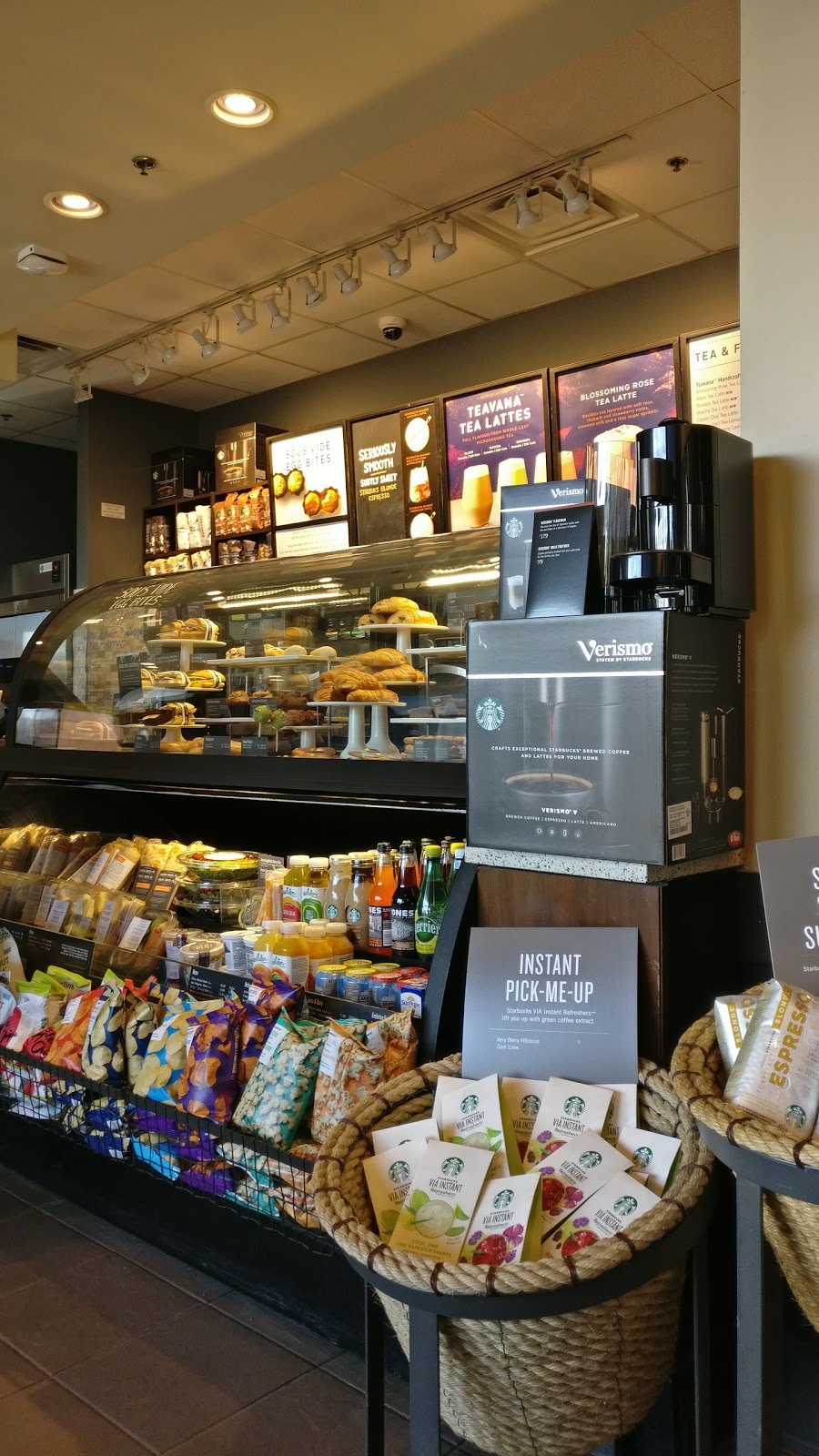 Starbucks | 20 Innovation Dr #1, Woodbridge, ON L4H 0S3, Canada | Phone: (905) 851-5035