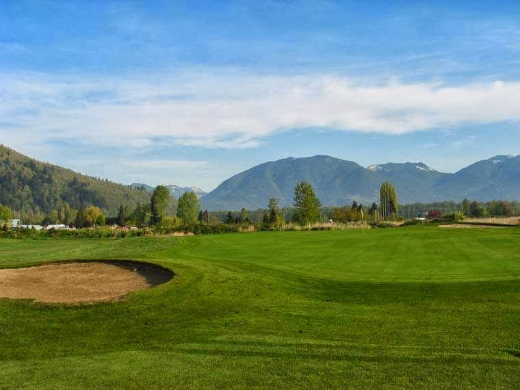 Royalwood Golf Course | 41050 Royalwood Dr, Chilliwack, BC V2R 4J1, Canada | Phone: (604) 823-4653