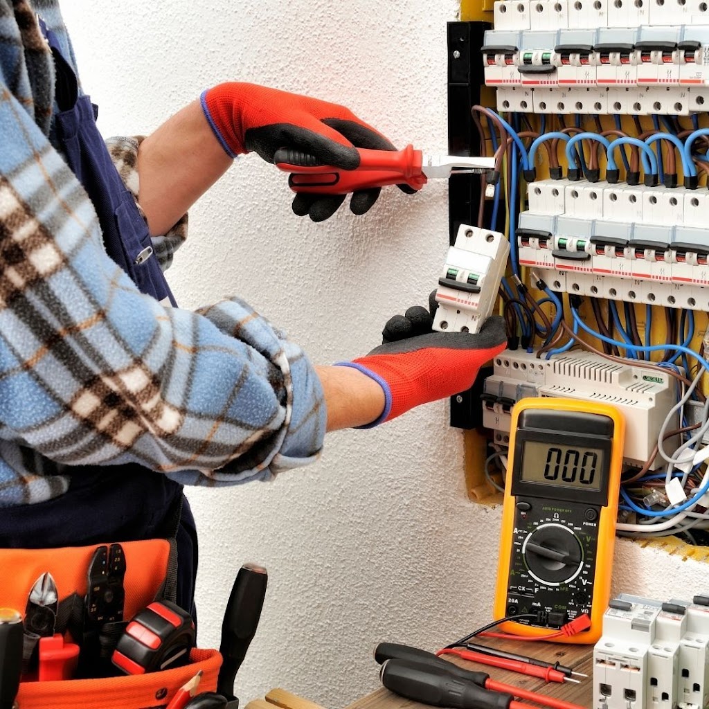 Electrician Pros Lethbridge | 2715 28 St S 309 A, Lethbridge, AB T1K 8J9, Canada | Phone: (587) 850-2902