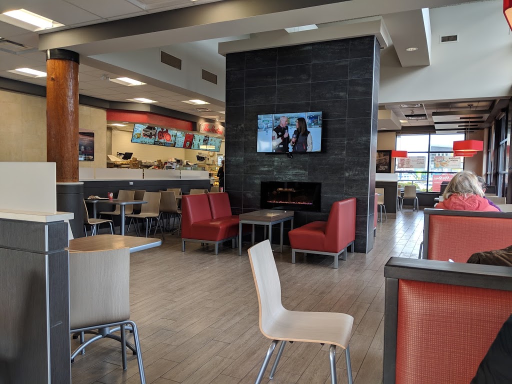 Wendys | 38930 Progress Way, Squamish, BC V0N 3G0, Canada | Phone: (604) 892-7454