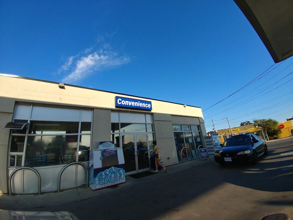 Ultramar | 1762 Dundas St W, Toronto, ON M6K 1V6, Canada | Phone: (416) 535-7178