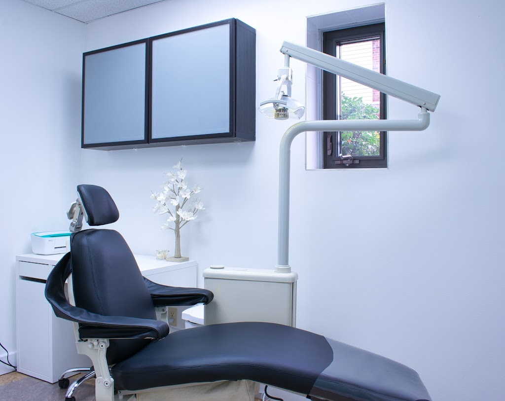 Brilliant Smiles Dental | 1454 King St E, Kitchener, ON N2G 2N7, Canada | Phone: (226) 896-0101