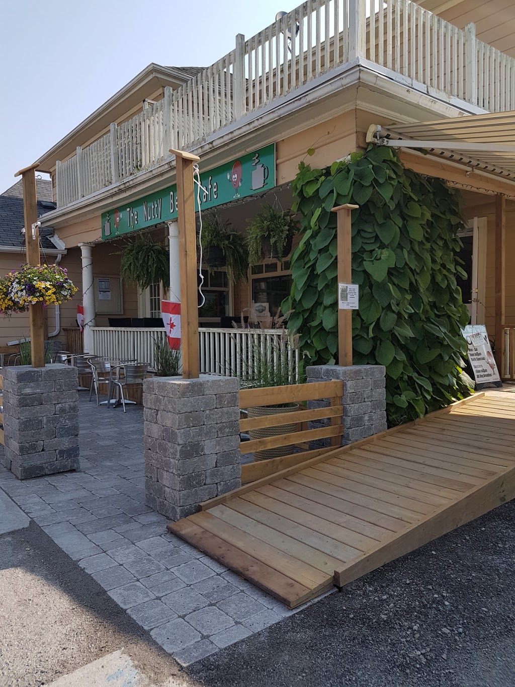 The Nutty Bean Cafe | 33 Queen St, Lakefield, ON K0L 2H0, Canada | Phone: (705) 652-9721