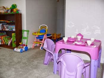 Monettes Uptown Home Daycare | 204 Royal St, Waterloo, ON N2J 2H9, Canada | Phone: (647) 219-5822