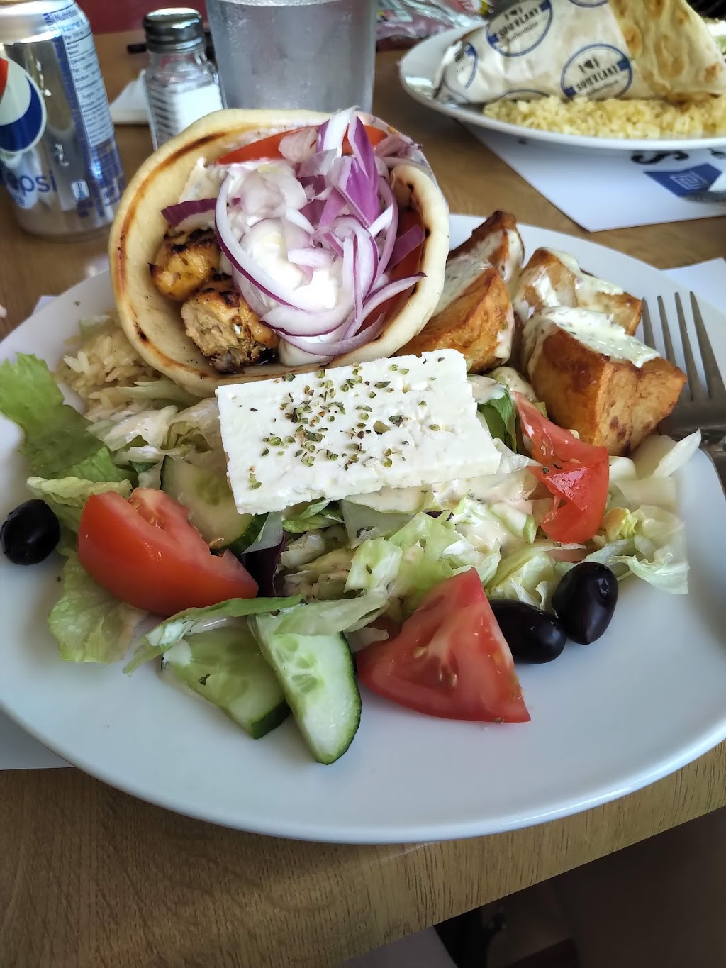 Souvlaki Authentique Ile Perrot | 98 Boulevard Perrot, LÎle-Perrot, QC J7V 3E9, Canada | Phone: (514) 453-0777