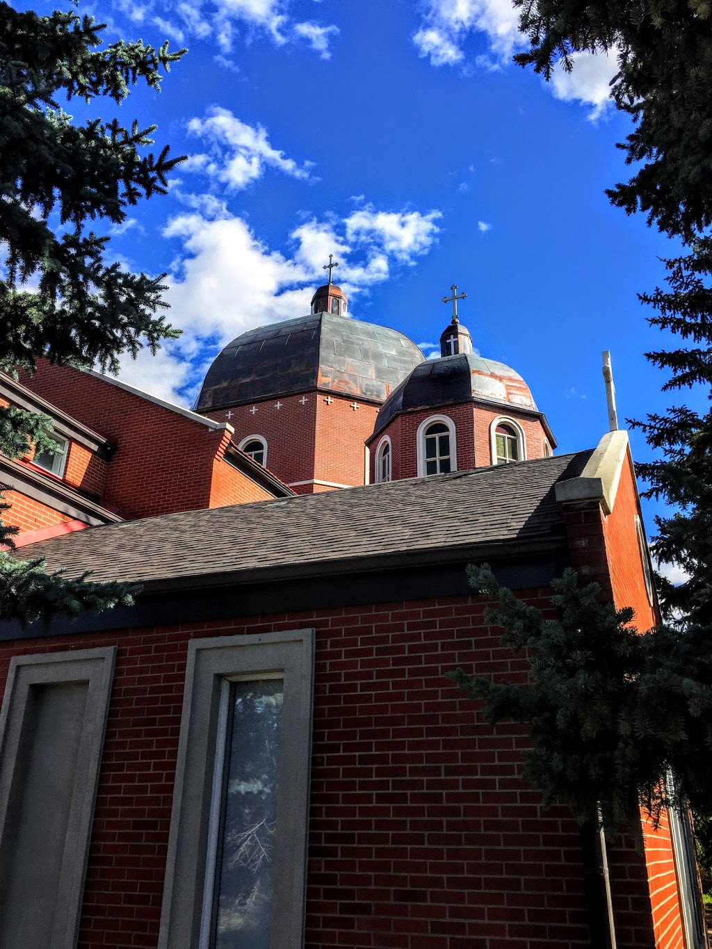 Assumption of the Blessed Virgin Mary Ukrainian Catholic Church | 704 6 St NE, Calgary, AB T2E 6X2, Canada | Phone: (403) 230-7013