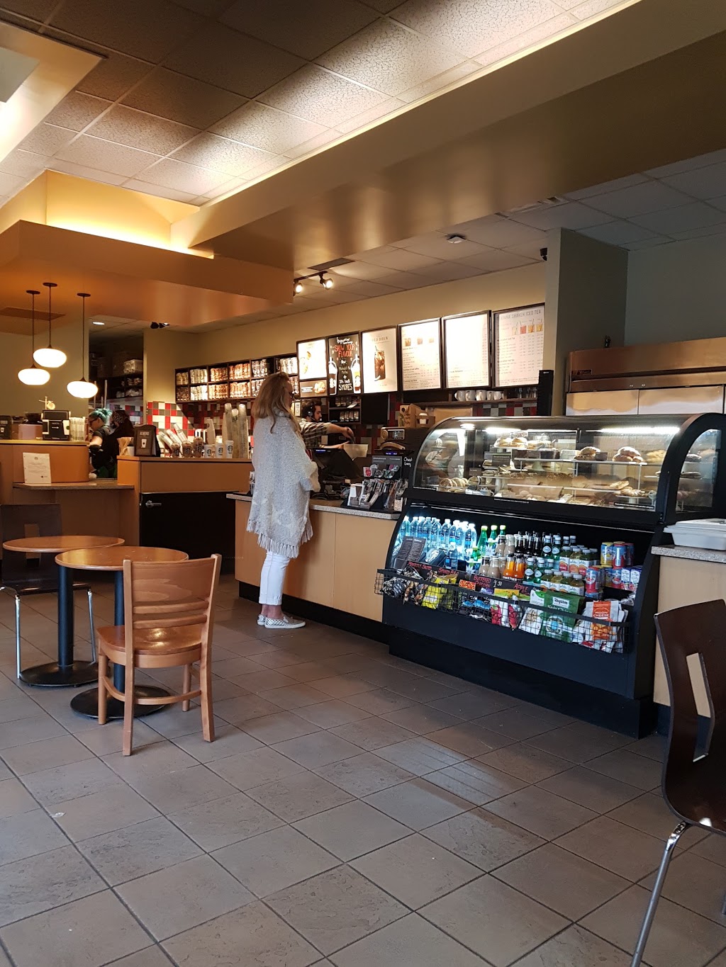 Starbucks | 1690 Huron Church Rd, Windsor, ON N9C 2L1, Canada | Phone: (519) 258-9658