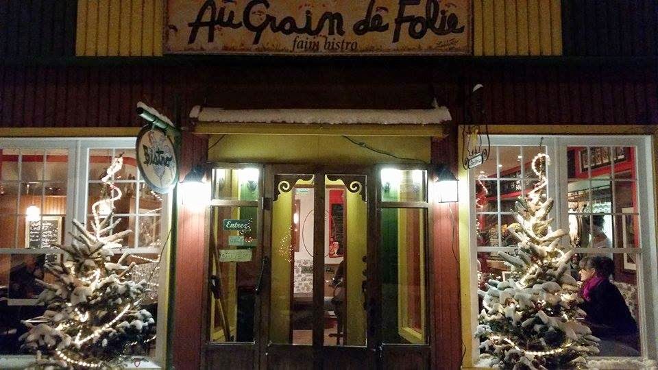 Au Grain De Folie Faim Bistro | 2286 Chemin du Fleuve, Saint-Romuald, QC G6W 1Y1, Canada | Phone: (418) 834-8333