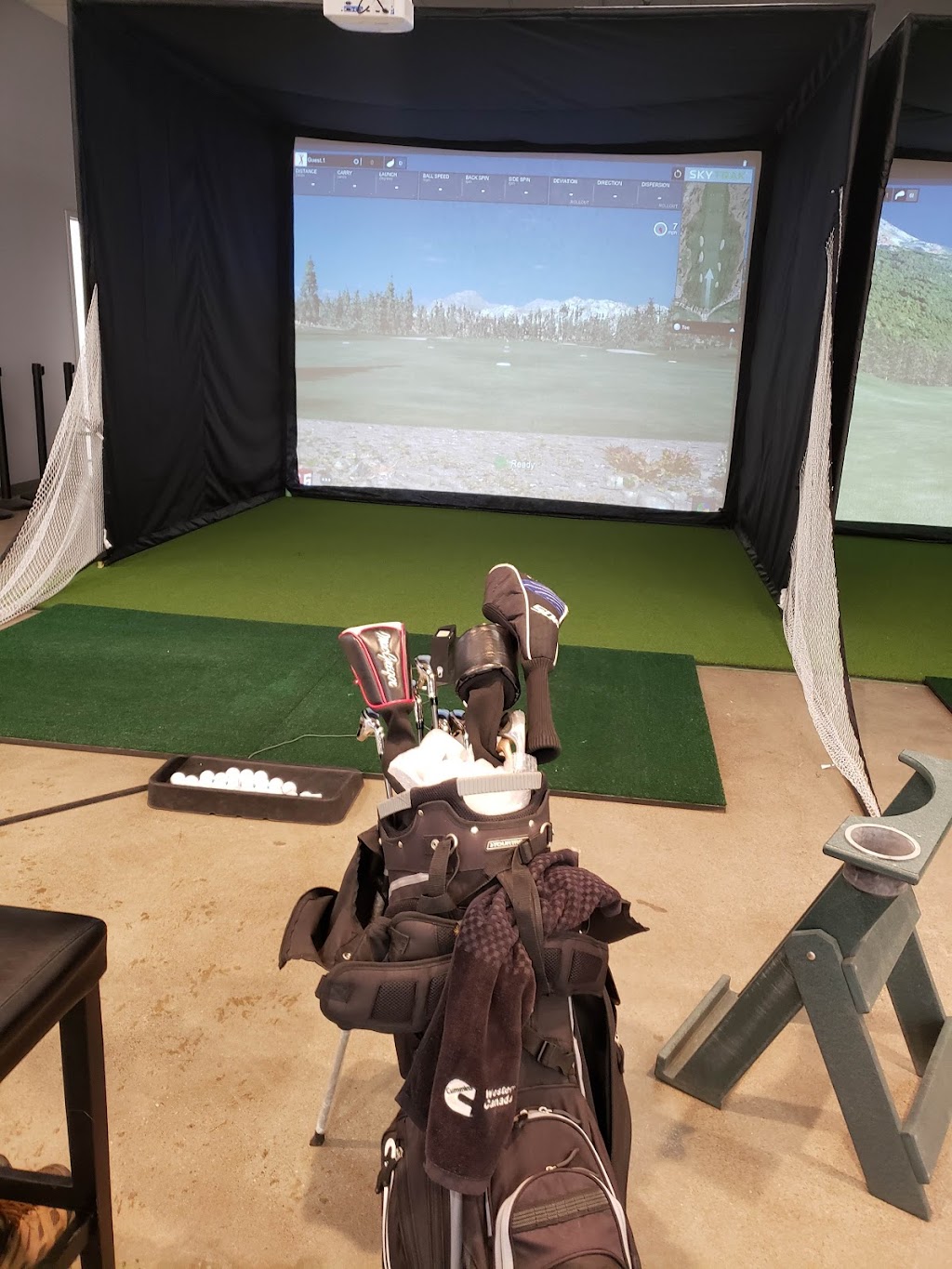 CCT Golf Centre | 11925 Kingsway NW, Edmonton, AB T5G 0X7, Canada | Phone: (780) 540-5400