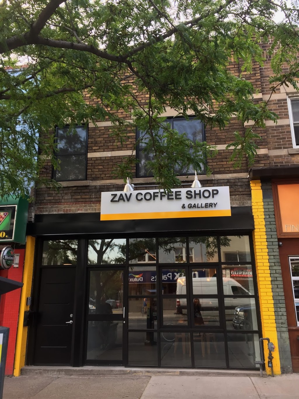 Zav Coffee Shop | 2048 Danforth Ave, Toronto, ON M4C 1J6, Canada | Phone: (416) 823-7641