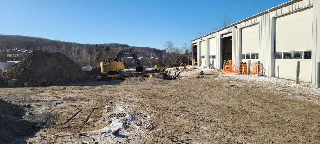 Hall Construction Inc | 176 Louisa St, Parry Sound, ON P2A 3C1, Canada | Phone: (705) 746-8147