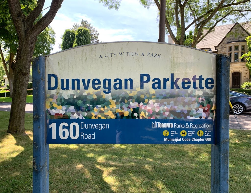 Dunvegan Parkette | 160 Dunvegan Rd, Toronto, ON M5P 2N8, Canada | Phone: (416) 338-4386