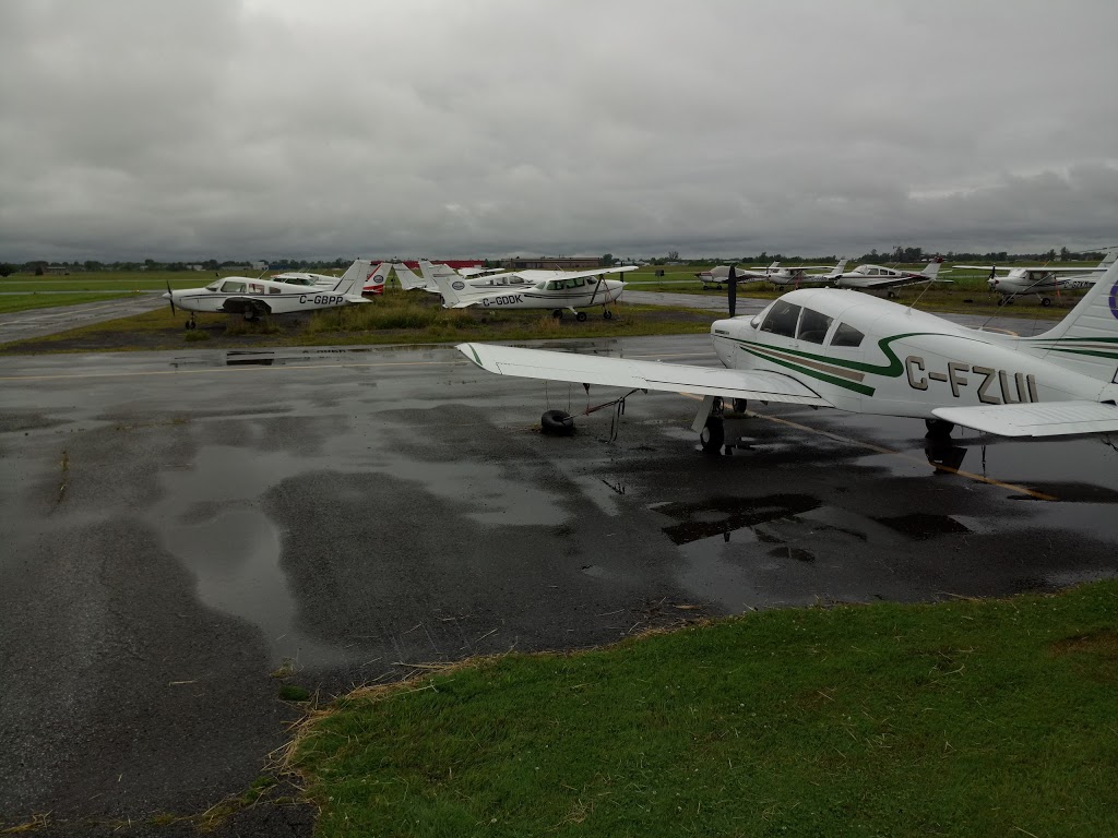 Saint Hubert Flying School | 5680 Route de lAéroport, Saint-Hubert, QC J3Y 8Y9, Canada | Phone: (450) 443-4555