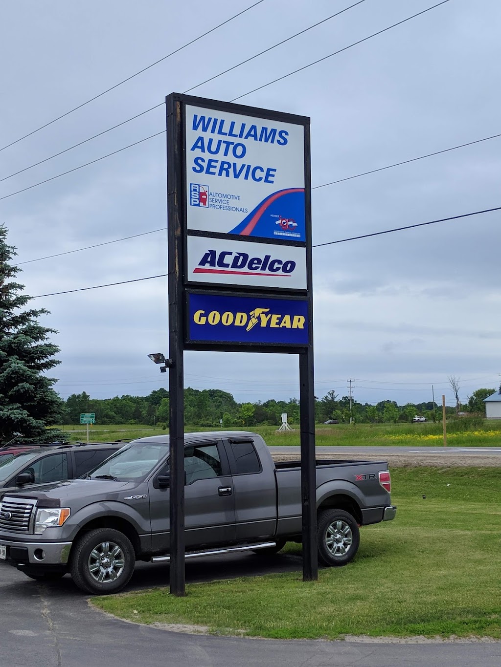 Williams Auto Service | 241 County Rd 6, Bath, ON K0H 1G0, Canada | Phone: (613) 389-3653