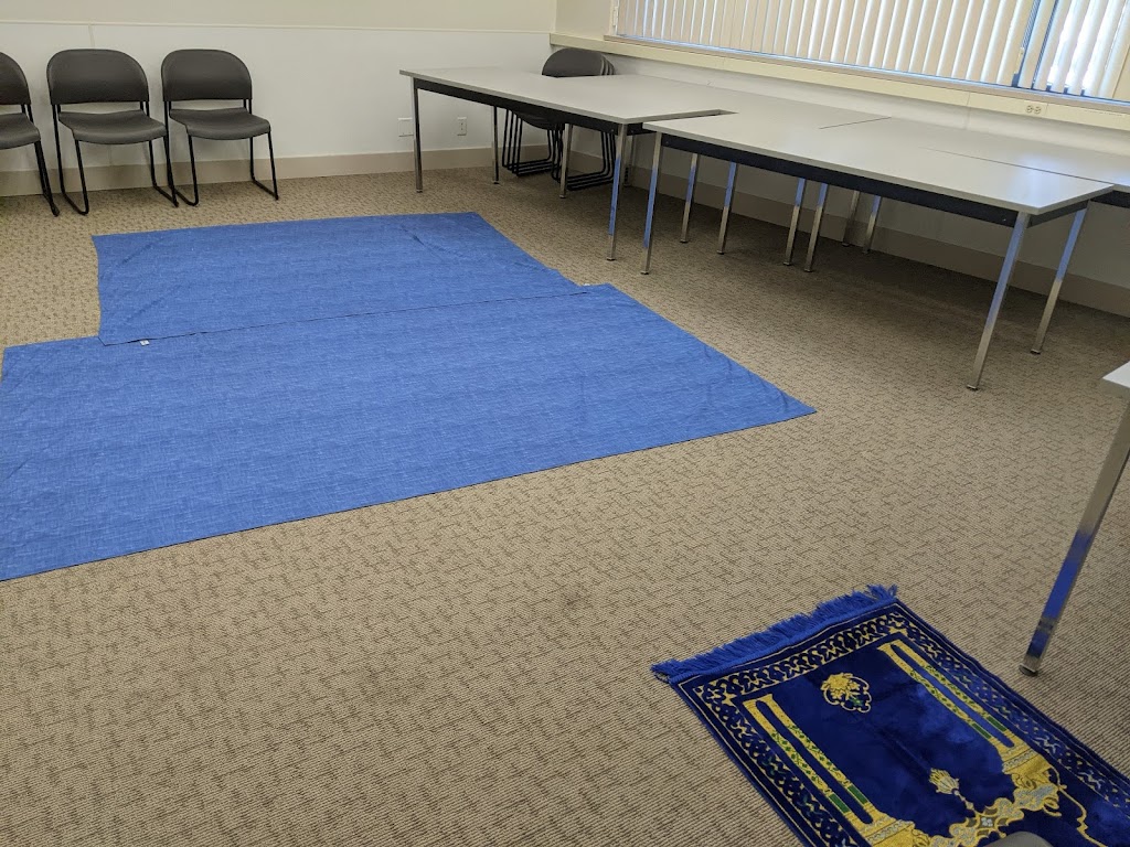 Jummah at Holdom Burnaby | 2101 Holdom Ave room #109, Burnaby, BC V5B 3W5, Canada | Phone: (604) 518-0606