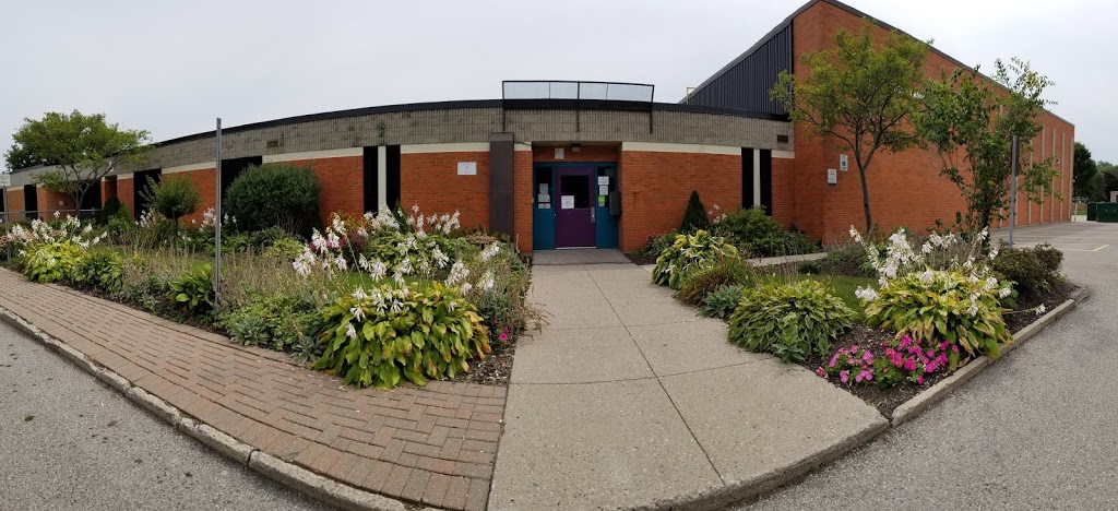 Holy Family Catholic Elementary School | 329 Hudson Dr, London, ON N5V 1E4, Canada | Phone: (519) 675-4413