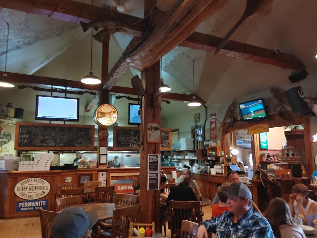 The Rum Runner Restaurant and Pub | 7902 20 Ave, Coleman, AB T0K 0M0, Canada | Phone: (403) 562-7552