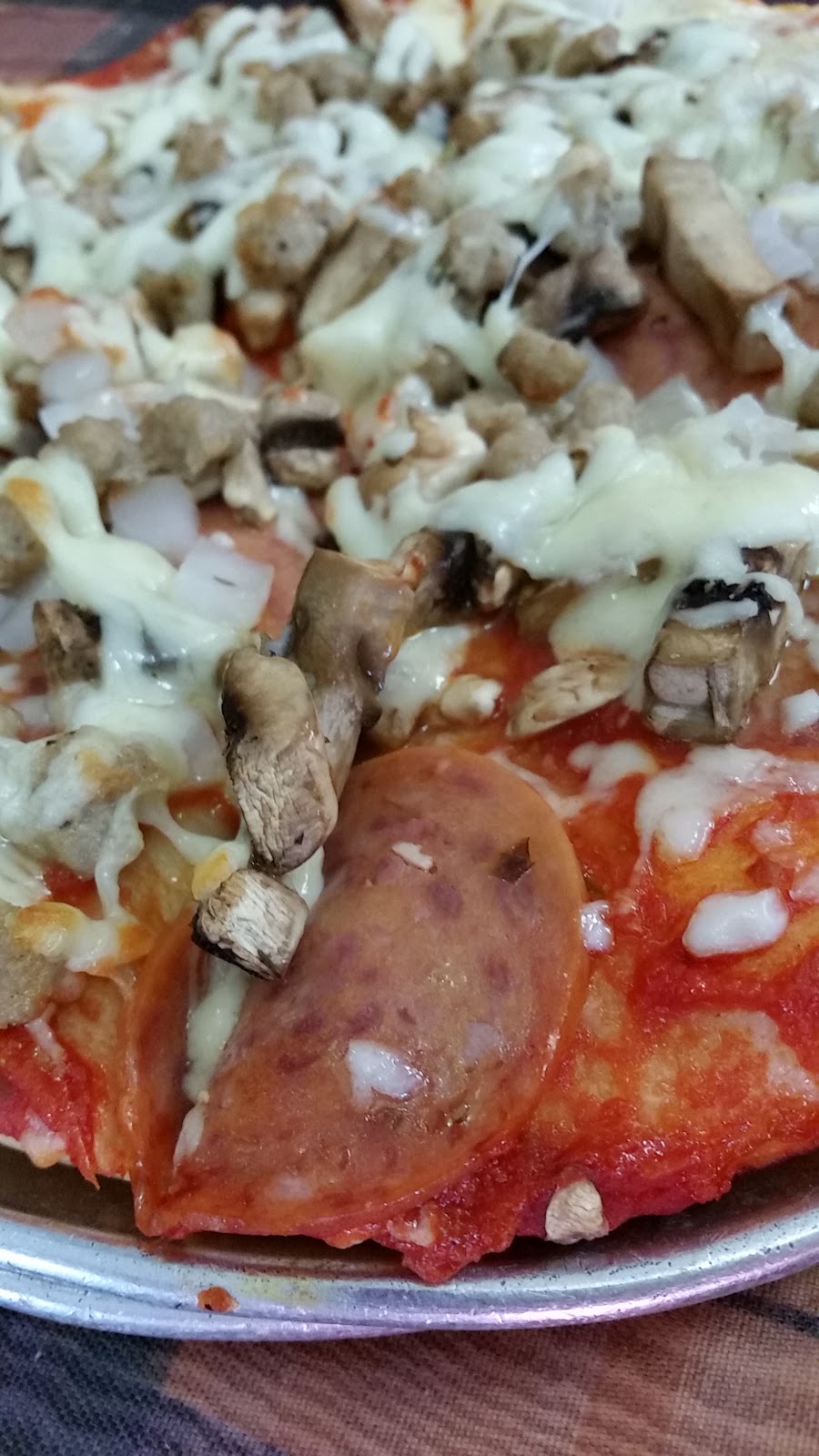 Ten-Der Pizza | 167 10th St, Hanover, ON N4N 1N6, Canada | Phone: (519) 364-4055