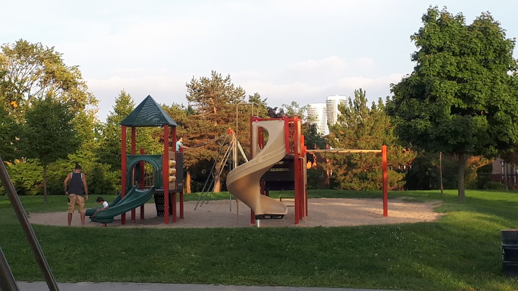 Heritage Hills Park | 324 Winfield Terrace, Mississauga, ON L5R 1N5, Canada