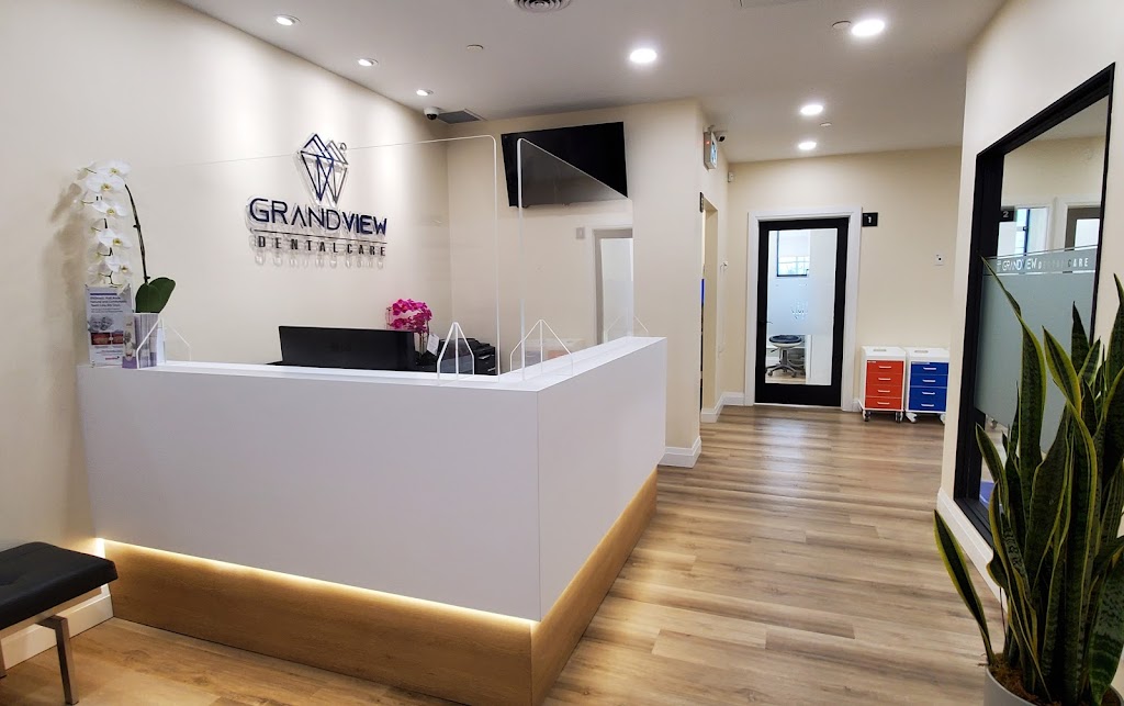 Grandview Dental Care | 7099 Yonge St Suite 208, Thornhill, ON L3T 0H1, Canada | Phone: (905) 764-2875