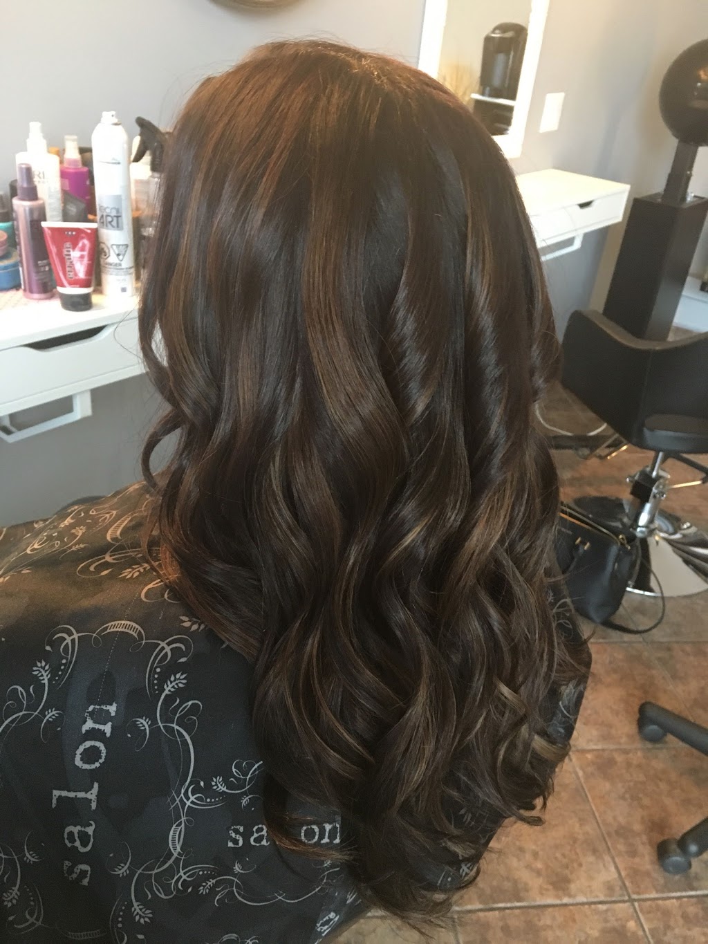 Mk Coiffure | 85 Boulevard Sainte-Rose, Laval, QC H7L 3J7, Canada | Phone: (450) 628-9922