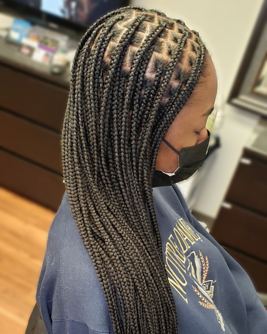 Braided bellas | 5328 89 St NW, Edmonton, AB T6E 5P9, Canada | Phone: (587) 712-3636