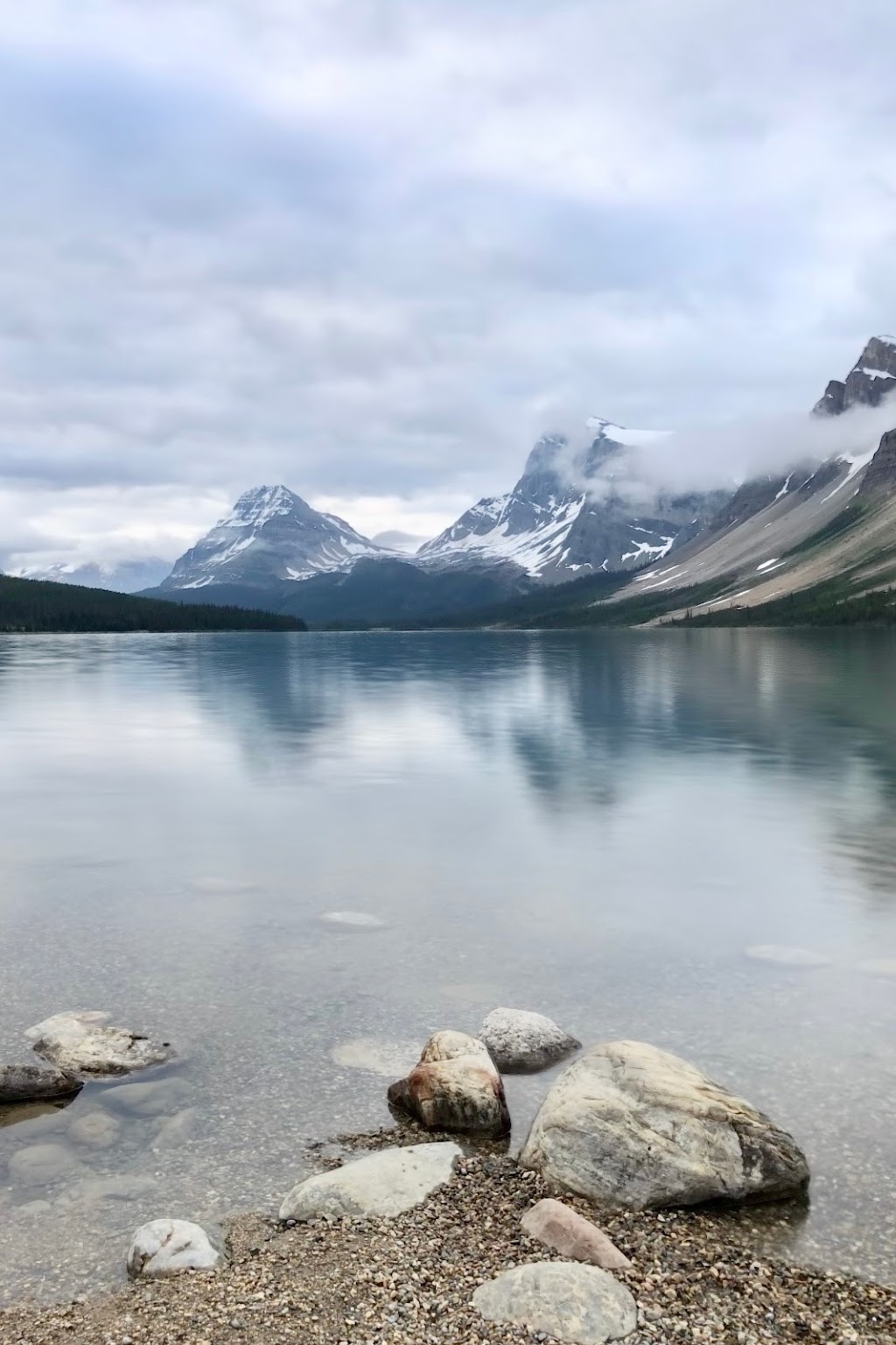 The Lodge at Bow Lake | Icefields Pkwy, Lake Louise, AB T0L 1E0, Canada | Phone: (403) 522-0148