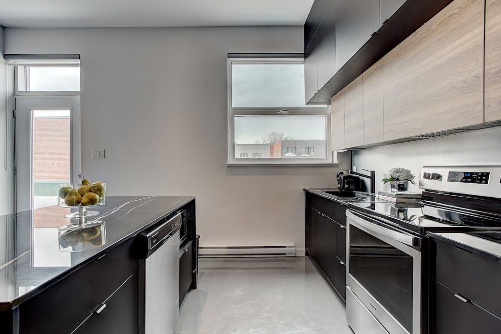 Les Lofts du Centre | 2521 Rue Centre, Montréal, QC H3K 1J9, Canada | Phone: (514) 759-6110