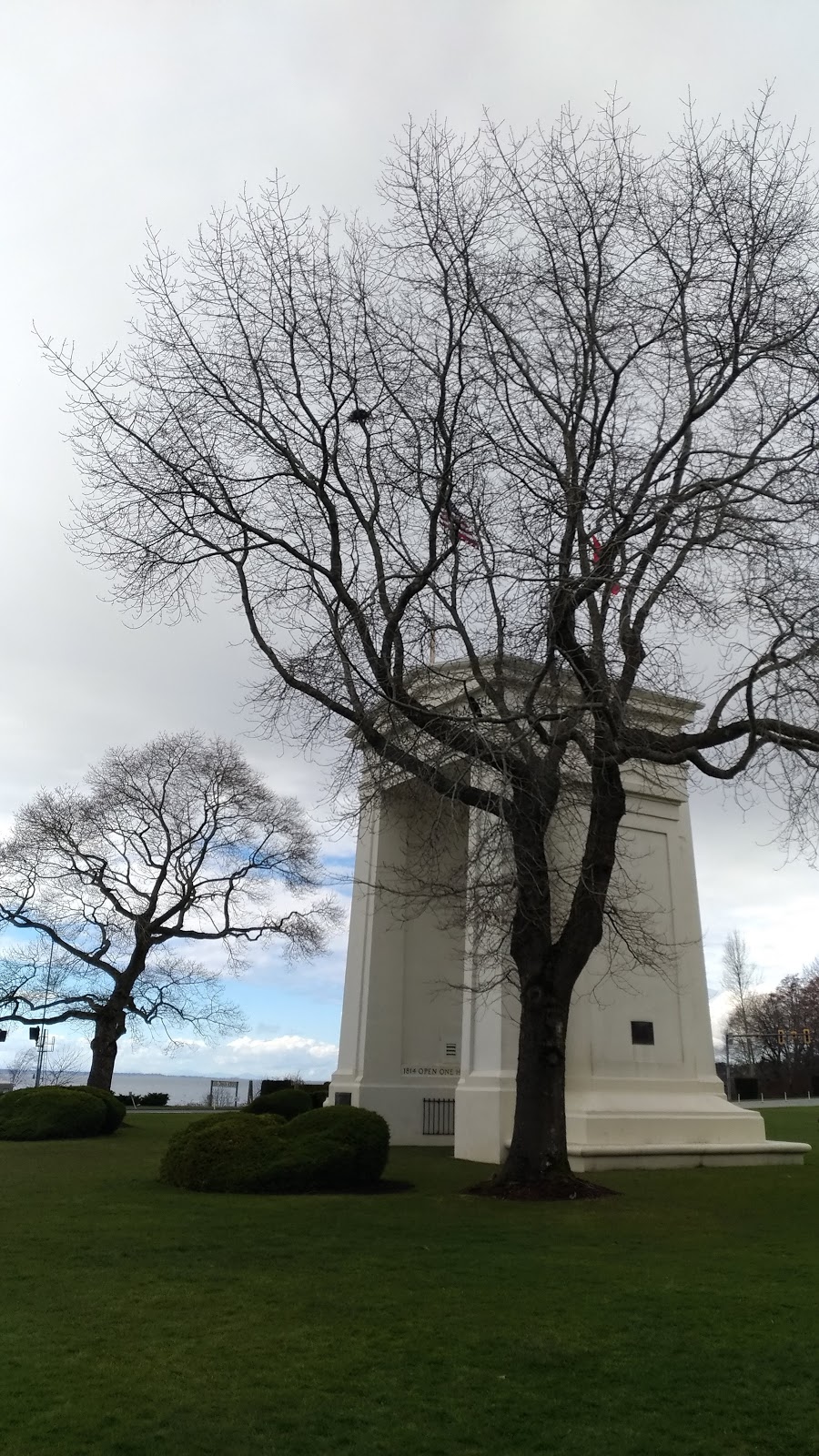 Peace Arch Provincial Park | Arch Border, BC-99, Surrey, BC V3S, Canada