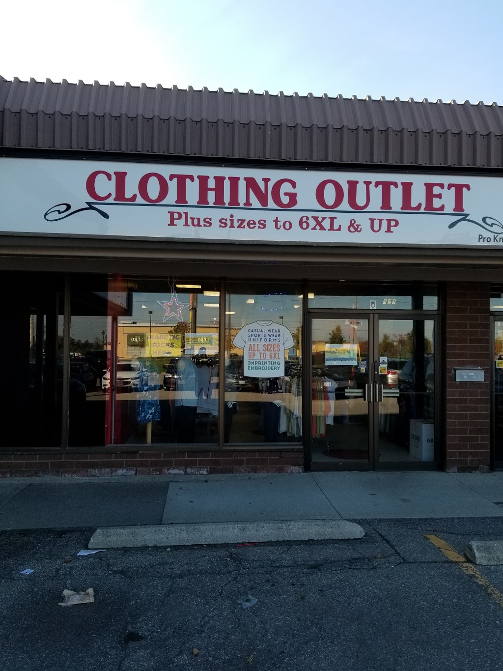 Pro Knitting Clothing Outlet | 323 King George Rd, Brantford, ON N3R 5L9, Canada | Phone: (519) 751-1980