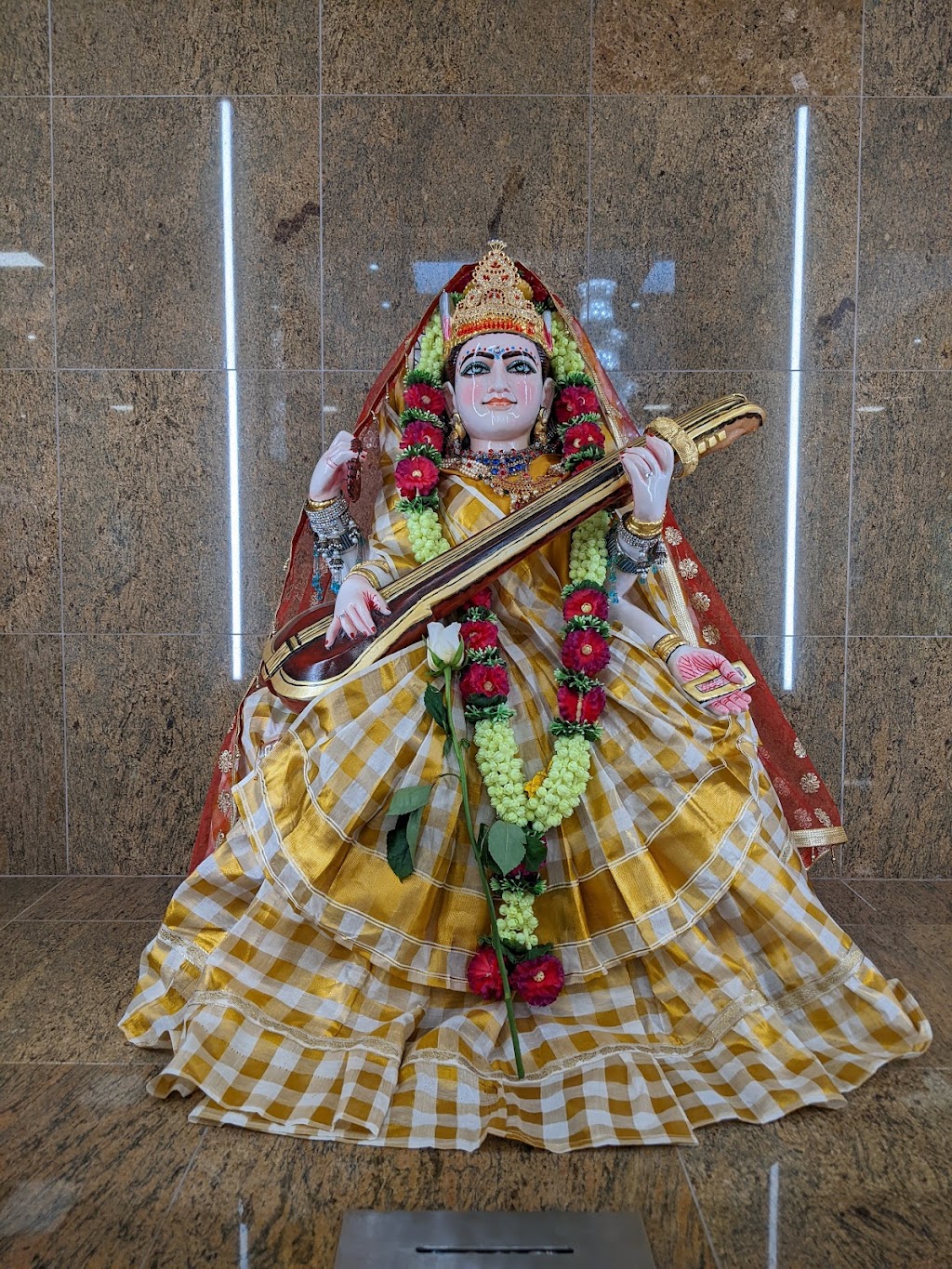 Hindu Temple Burnaby | 5420 Marine Dr, Burnaby, BC V5J 3G8, Canada | Phone: (604) 299-5922