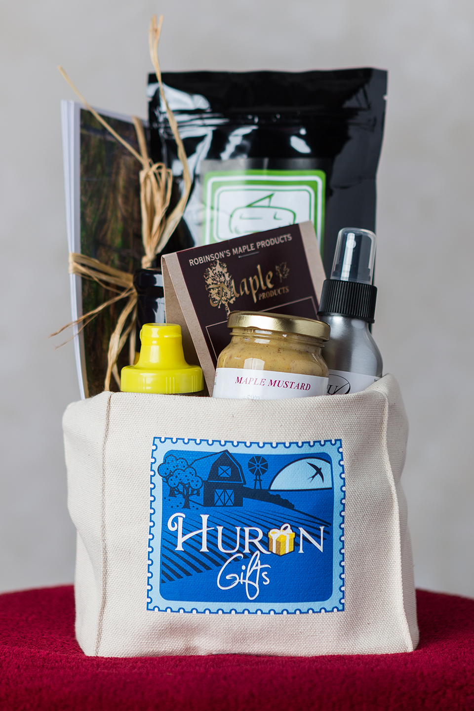 Huron Gifts | 242 Main Street North, Front section, Exeter, ON N0M 1S3, Canada | Phone: (519) 200-3173