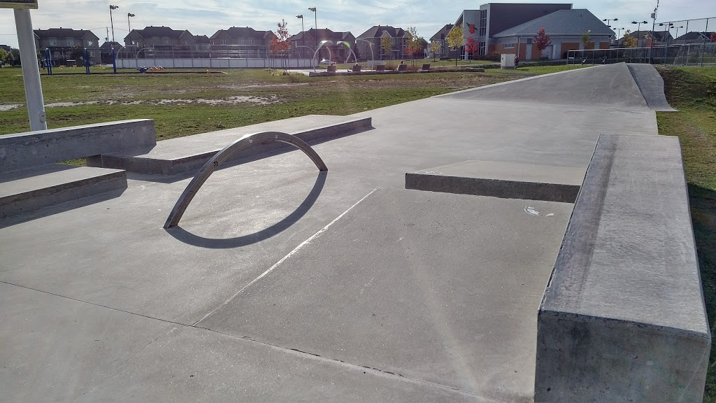 Skate Plaza | 250 Boulevard Louis-Philippe-Picard, Repentigny, QC J5Y 3W9, Canada