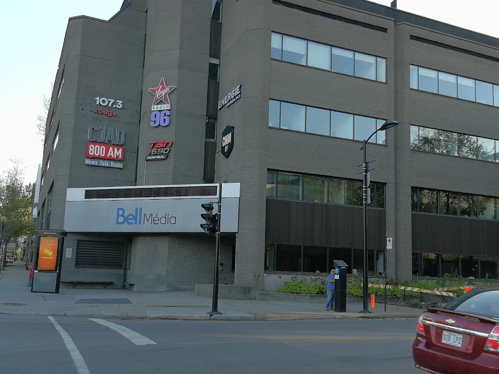 94.3 Énergie Montréal | 1717 Bd René-Lévesque E, Montréal, QC H2L 4T9, Canada | Phone: (514) 529-3200