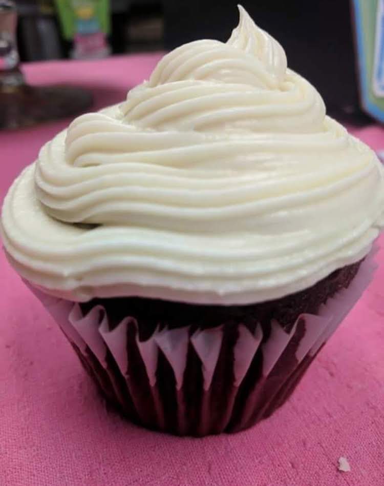 Crazy Cousins Cupcakes & More | 102 Broadway St, Marine City, MI 48039, USA