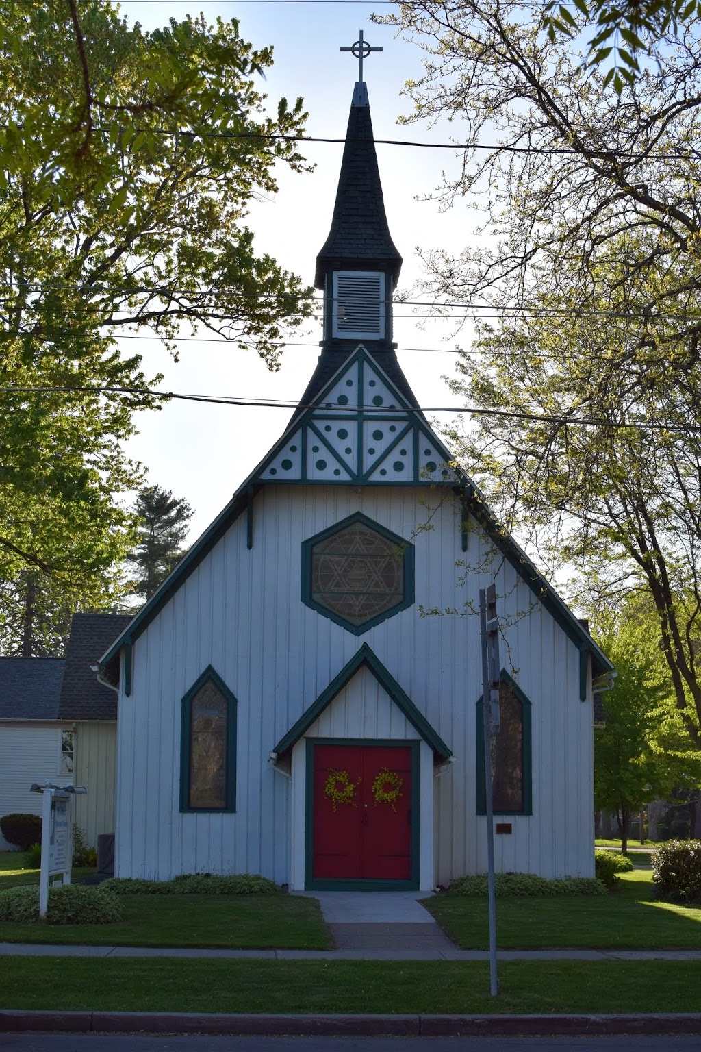 St Johns Episcopal Church | 110 Chestnut St, Youngstown, NY 14174, USA | Phone: (716) 745-3369