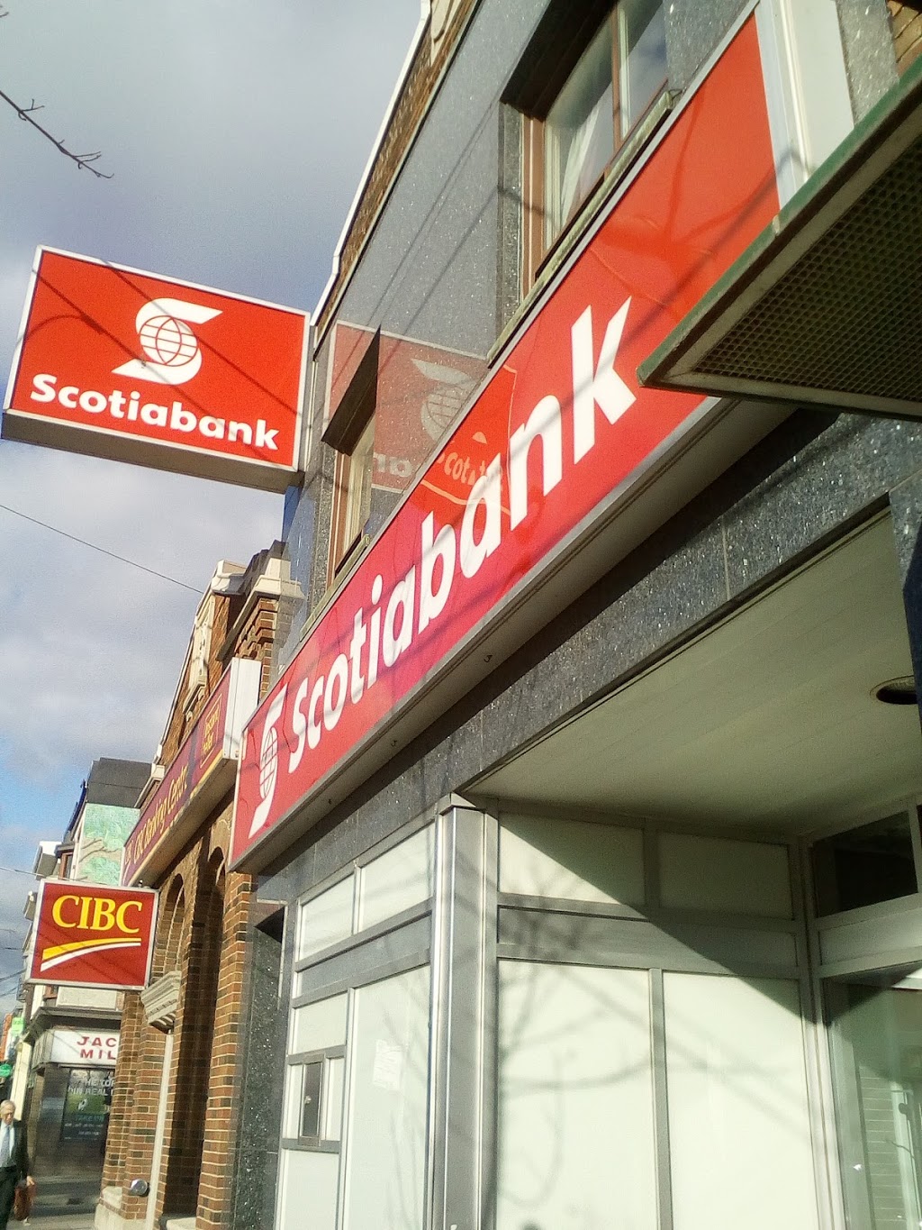 Scotiabank | 203 Roncesvalles Ave, Toronto, ON M6R 2L5, Canada | Phone: (416) 536-1196