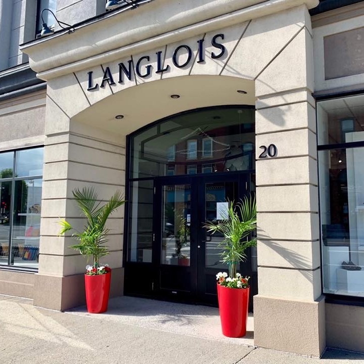 Chaussures Langlois C & Fils Inc | 20 Rue Principale, Granby, QC J2G 2T4, Canada | Phone: (450) 372-7579