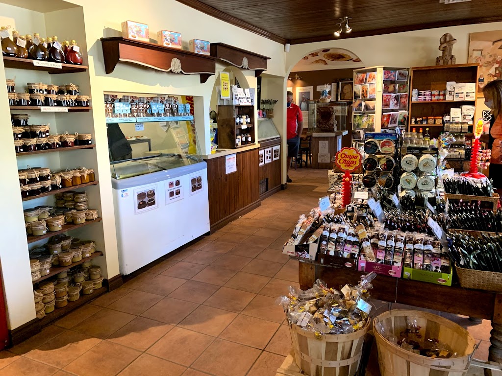 Le Musée du chocolat de la confiserie Bromont | 679 Rue Shefford, Bromont, QC J2L 1C2, Canada | Phone: (450) 534-3893