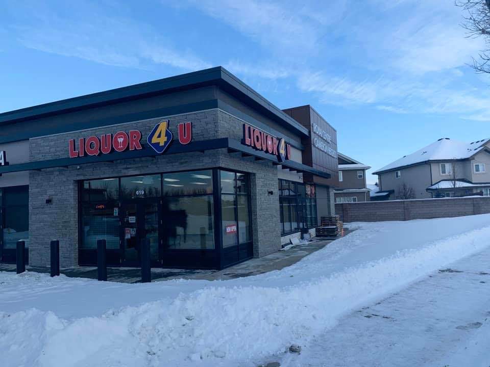 Liquor4U | 619 Cameron Heights Dr NW, Edmonton, AB T6M 0L9, Canada | Phone: (780) 341-3255