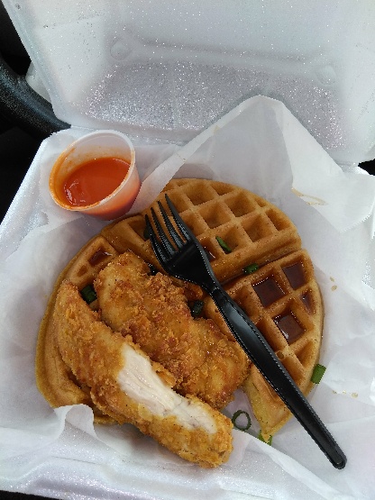 Mumbles Chicken & Waffles | 3118 Main St, Buffalo, NY 14214, USA | Phone: (716) 253-8091