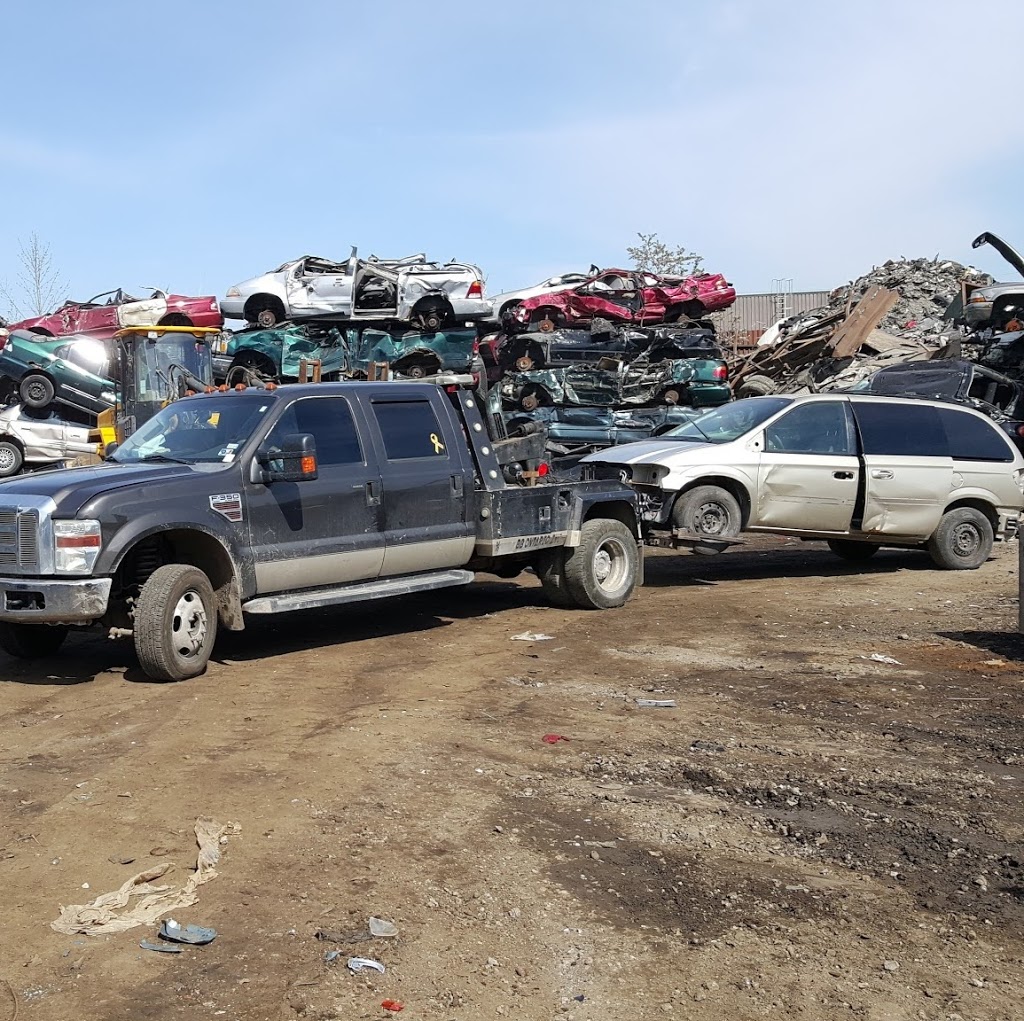 Junk Car Removal Brampton | 17 Knightsbridge Rd unit # 904, Brampton, ON L6T 3X9, Canada | Phone: (647) 694-9876