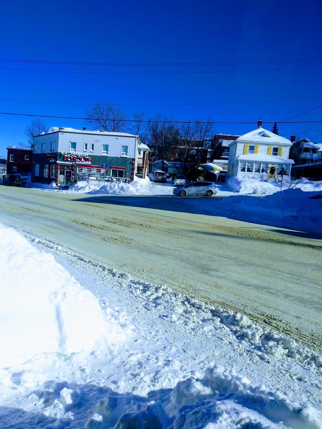 Librairie lalalila | 983 Rue Galt O, Sherbrooke, QC J1H 1Z6, Canada | Phone: (819) 542-1024