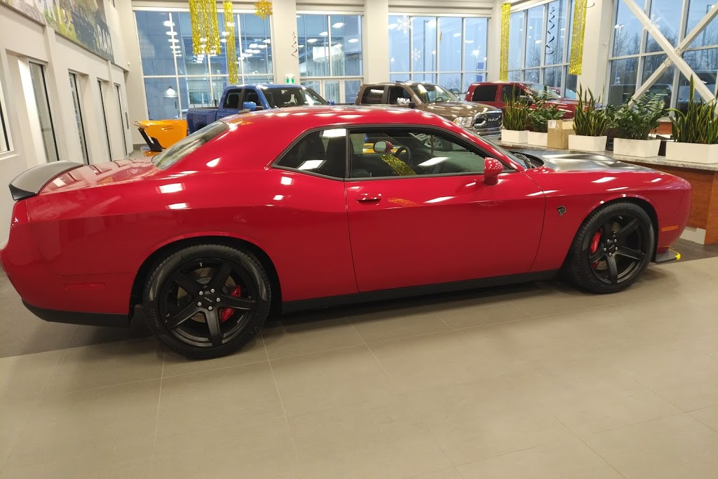 Barrhaven Chrysler | 510, Motor Works Private, Ottawa, ON K2R 0A5, Canada | Phone: (613) 656-6526