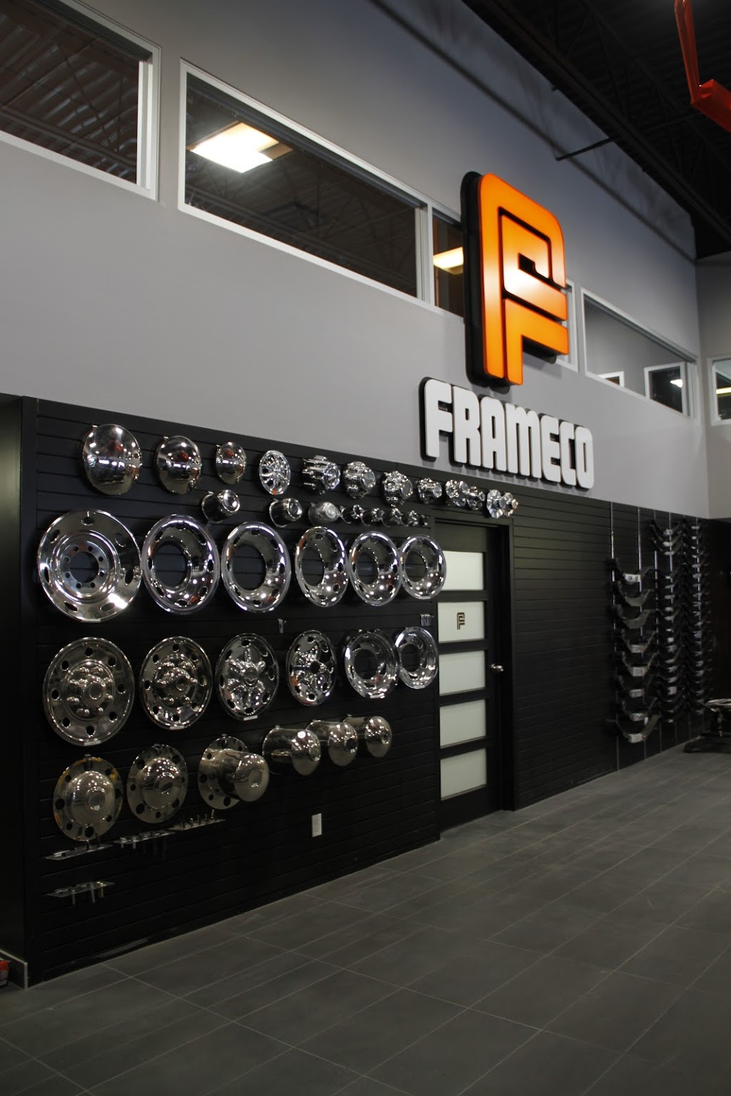 Frameco Manufacture Ltée | 230 Rue du Parc, Saint-Joseph-de-Beauce, QC G0S 2V0, Canada | Phone: (888) 235-6895