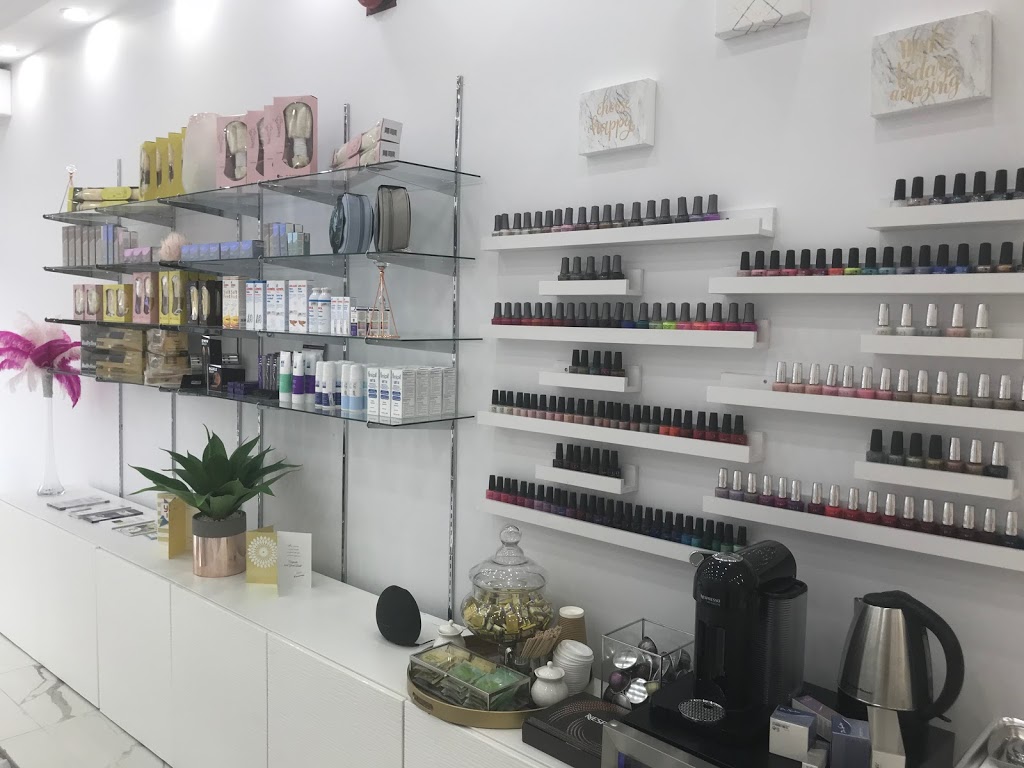 Jade Thread & Wax Bar (Danforth) | 496 Danforth Ave, Toronto, ON M4K 1P6, Canada | Phone: (647) 748-5233