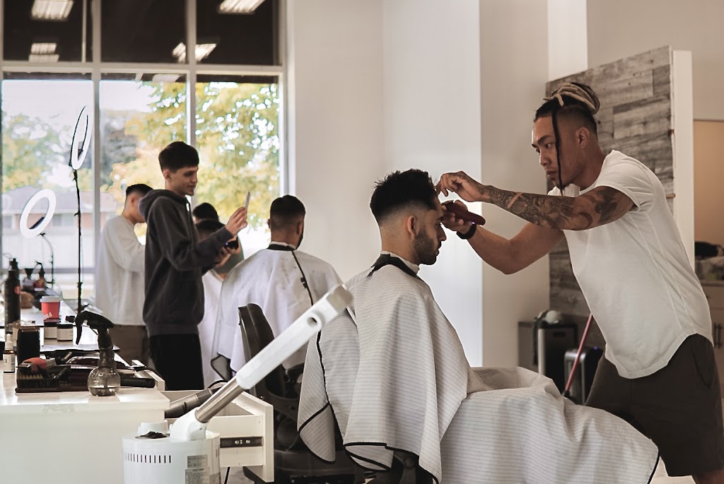 Mes Amis Barbershop | 800 Southdown Rd unit a1, Mississauga, ON L5J 2Y4, Canada | Phone: (905) 822-5888