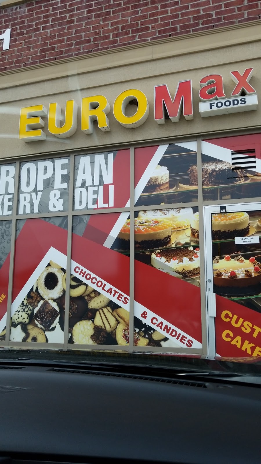 EuroMax Foods Bakery & Deli | 61 James Snow Parkway South, Milton, ON L9T 0R3, Canada | Phone: (905) 693-6661