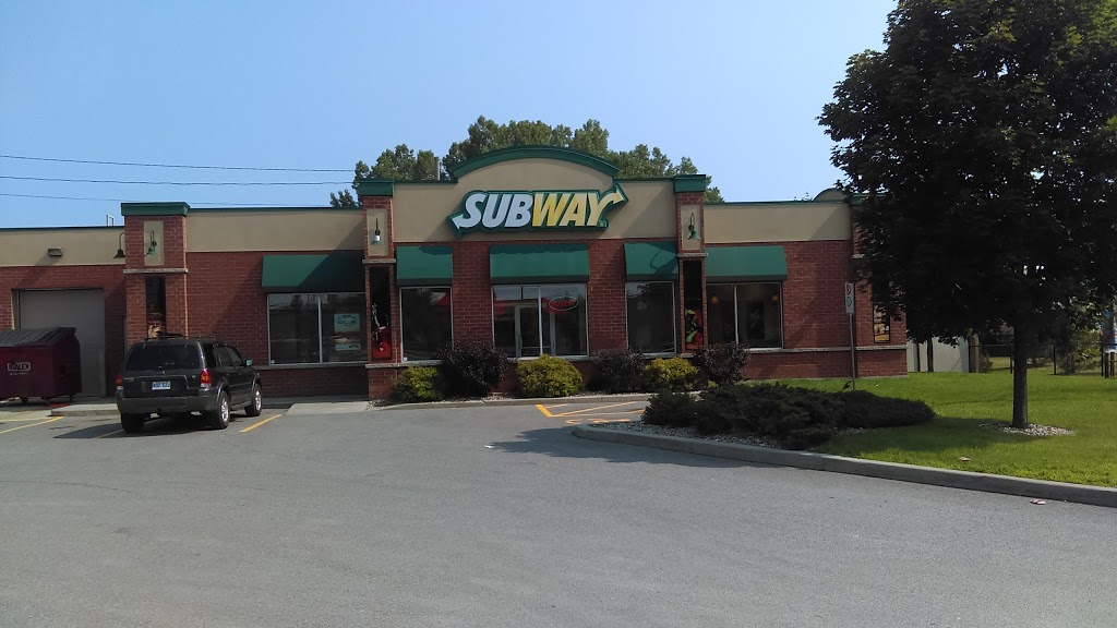 Restaurant SUBWAY | 869 Boulevard Maloney E, Gatineau, QC J8P 1H4, Canada | Phone: (819) 669-2004