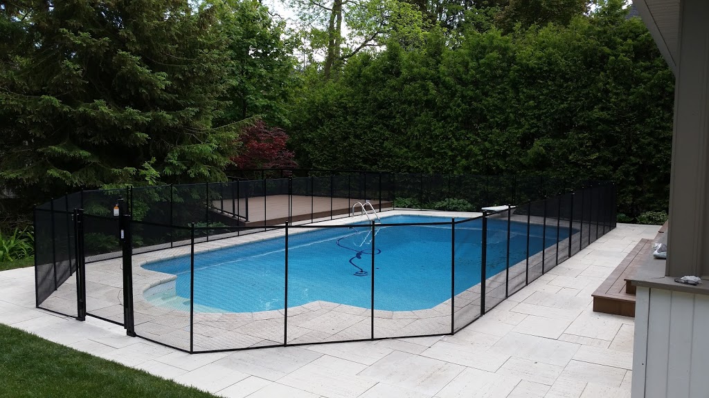 safety fence ontario | 1195 North Service Rd E, Oakville, ON L6H 1A7, Canada | Phone: (905) 616-7633